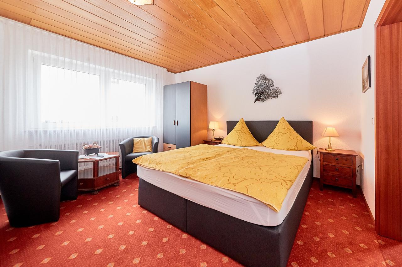Ferienwohnung "Edeltrud Deluxe Moselblick" 贝恩卡斯特尔-屈斯 外观 照片