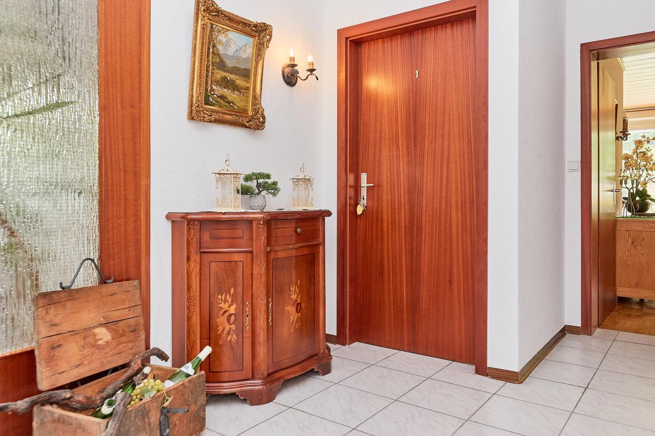 Ferienwohnung "Edeltrud Deluxe Moselblick" 贝恩卡斯特尔-屈斯 外观 照片