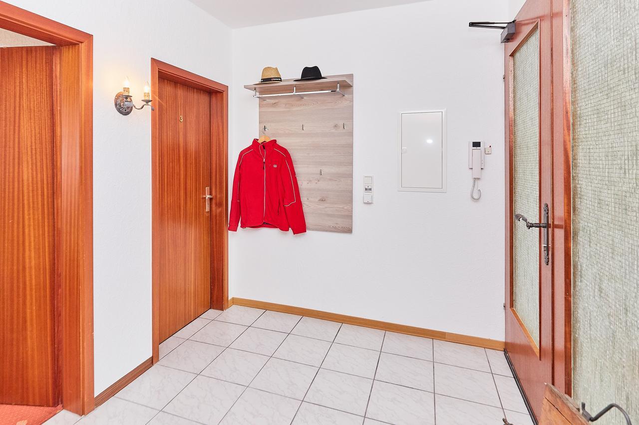 Ferienwohnung "Edeltrud Deluxe Moselblick" 贝恩卡斯特尔-屈斯 外观 照片